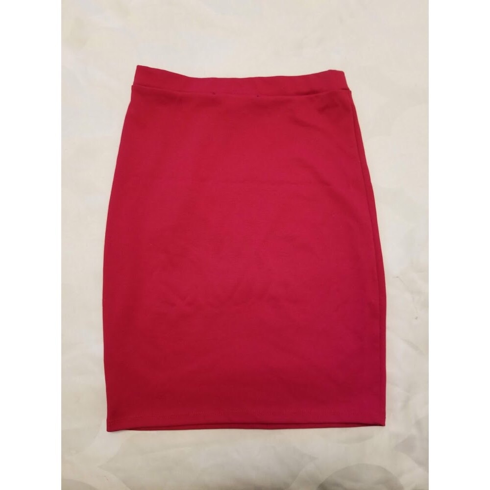 ❤️ Small red pencil skirt ❤️
